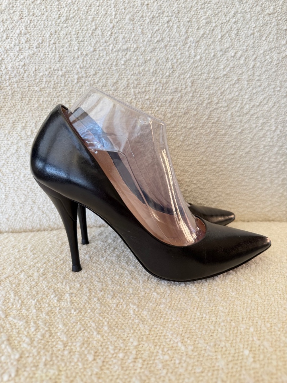 Carlo Pazolini Shoes.